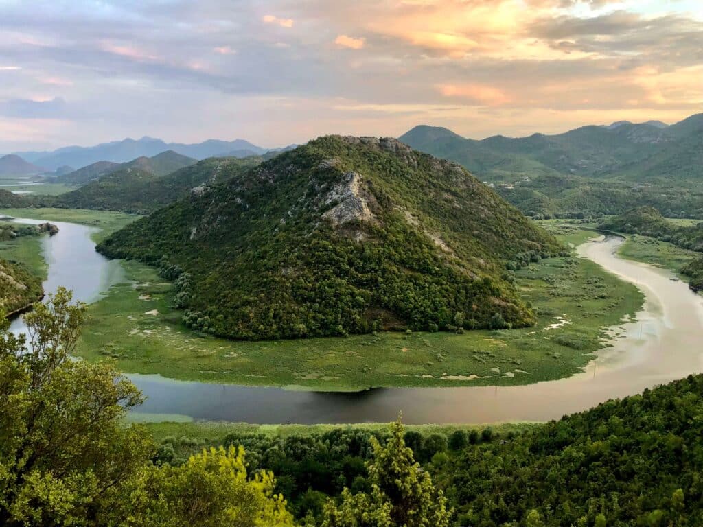 Skadar Vue Horse Bend