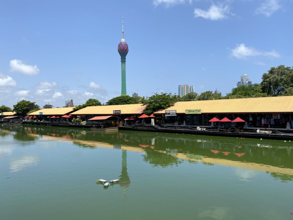 colombo lotus marche flottant