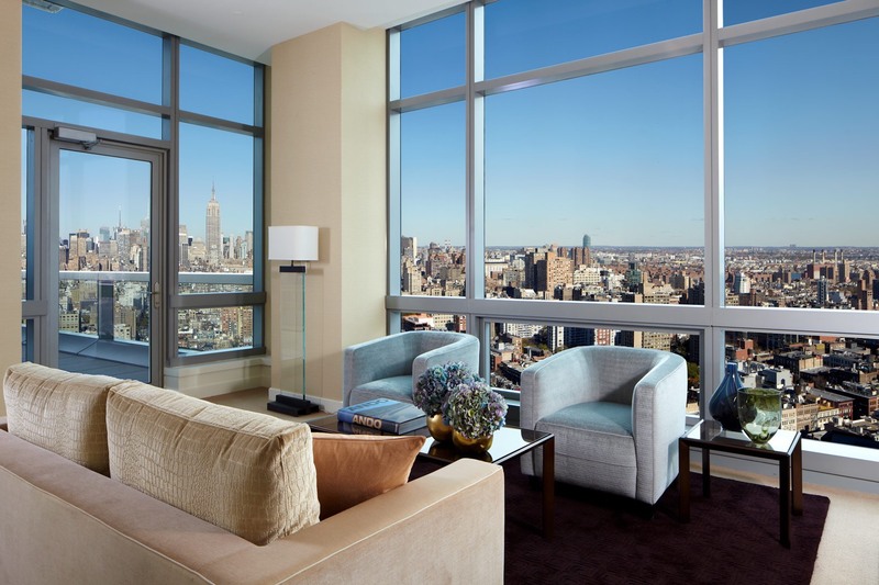 dominick hotel vue
