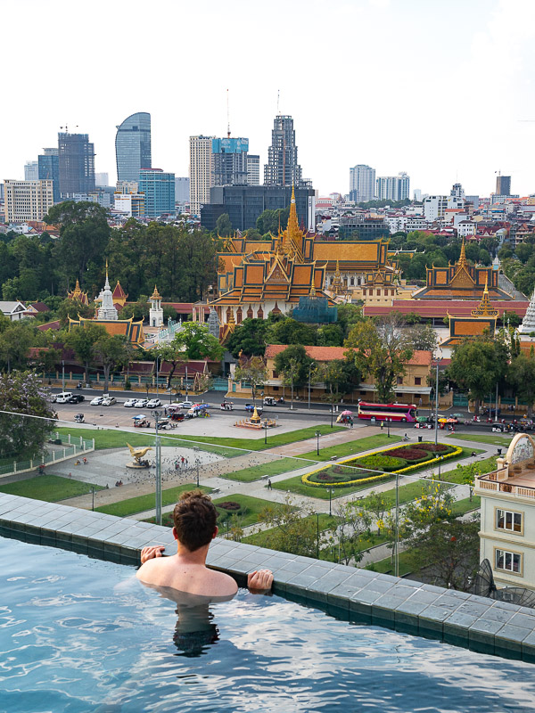 Paul-Louis Glow Park HOTEL Grand Royal Palace