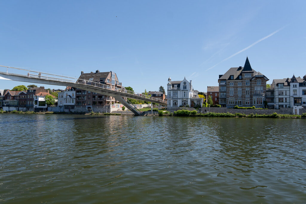 Pont de l'enjambée Namur