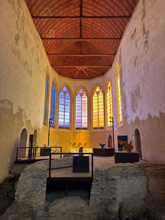 Prieuré Saint Ayoul intérieur
