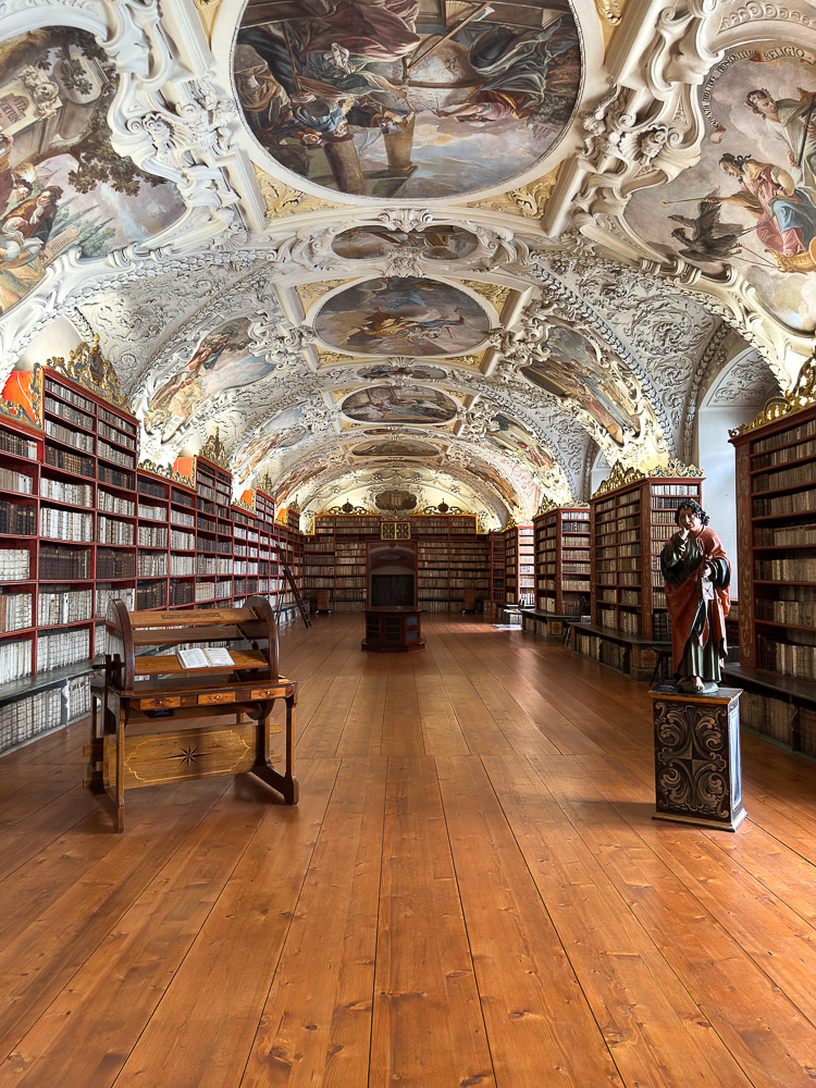 Bibliothèque Strahov-2