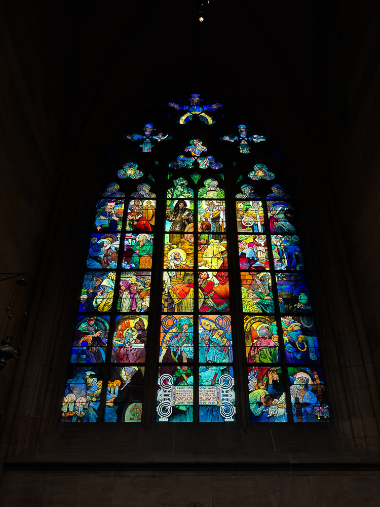 Cathédrale Saint-Guy-Mucha