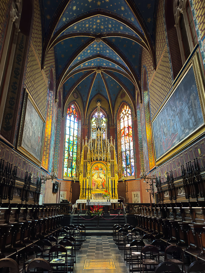 nef de l'église saint-françois d'assise