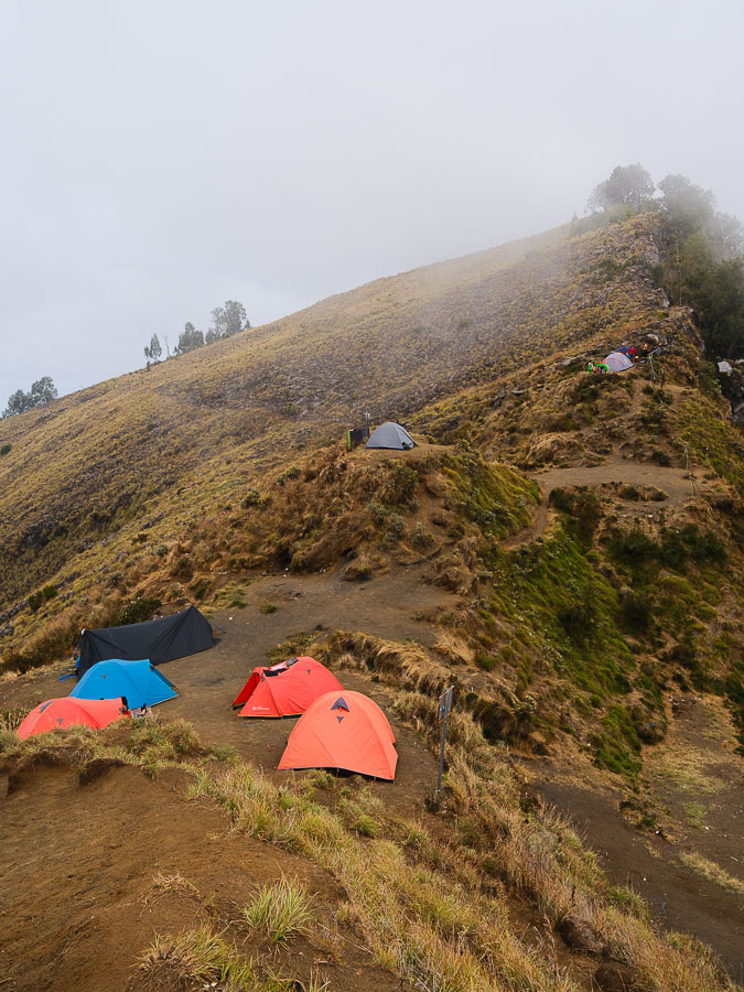 notre tente au cratère du rinjani