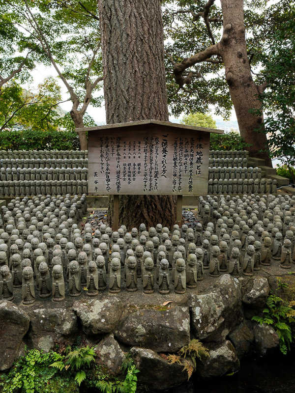 Jizos à Kamakura au temple Hasedera
