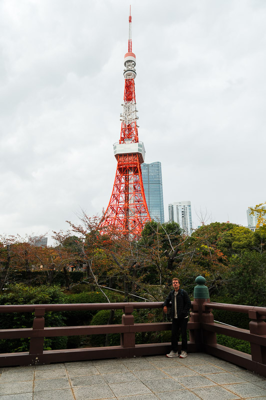 Tokyo Tower vue depuis Zojo-ji