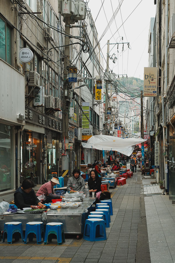 tables sur la BIFF Street
