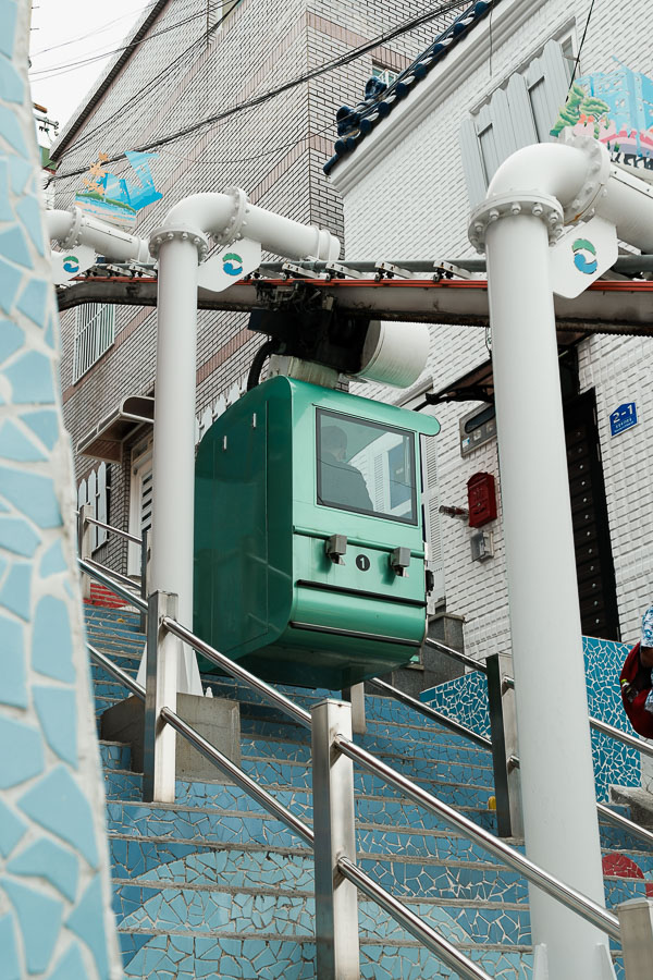 monorail du Dakbatgol Mural Village