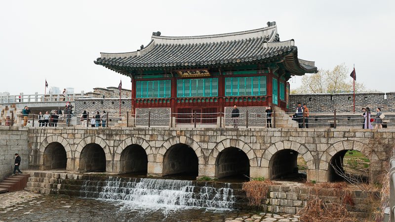 Miniature Suwon