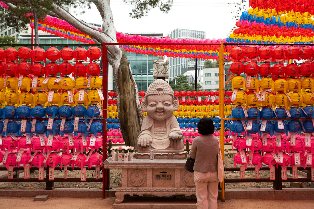 Jogyesa Temple statue