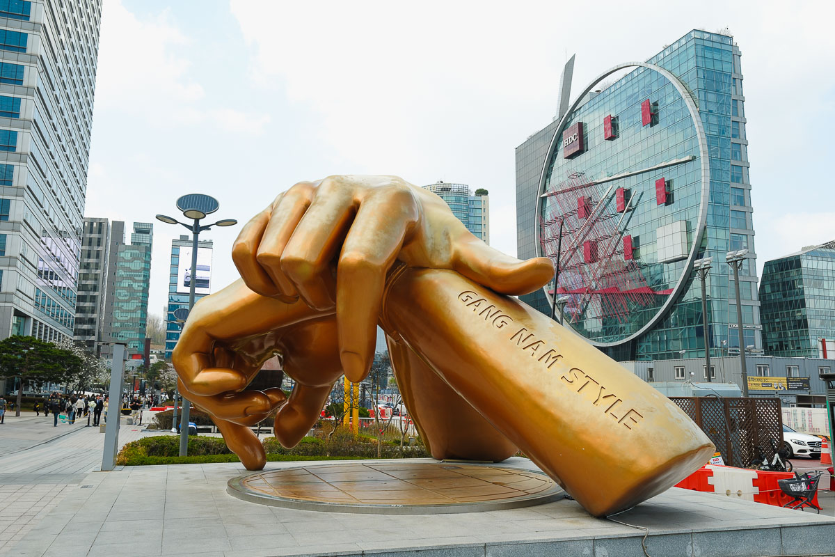 Statue Gangnam Style