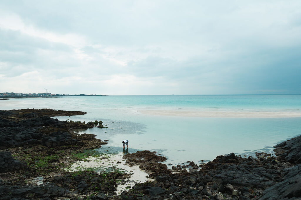 Plage sur le Eongal Coastal Trail