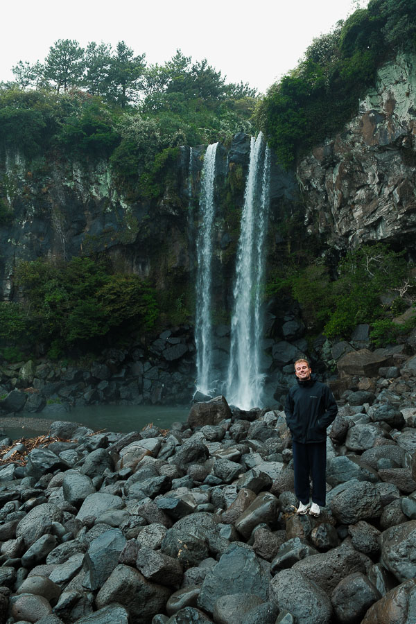 Seogwipo Jeongbang Waterfall