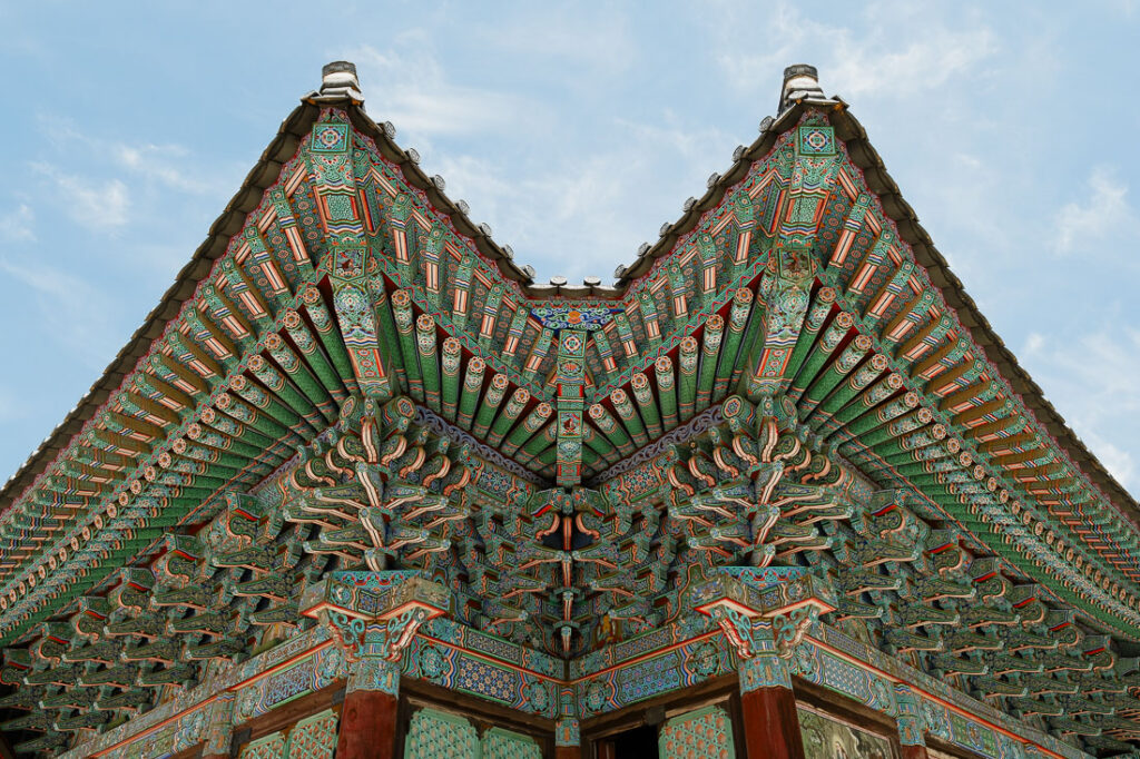 Toit du temple Songgwangsa à Suncheon