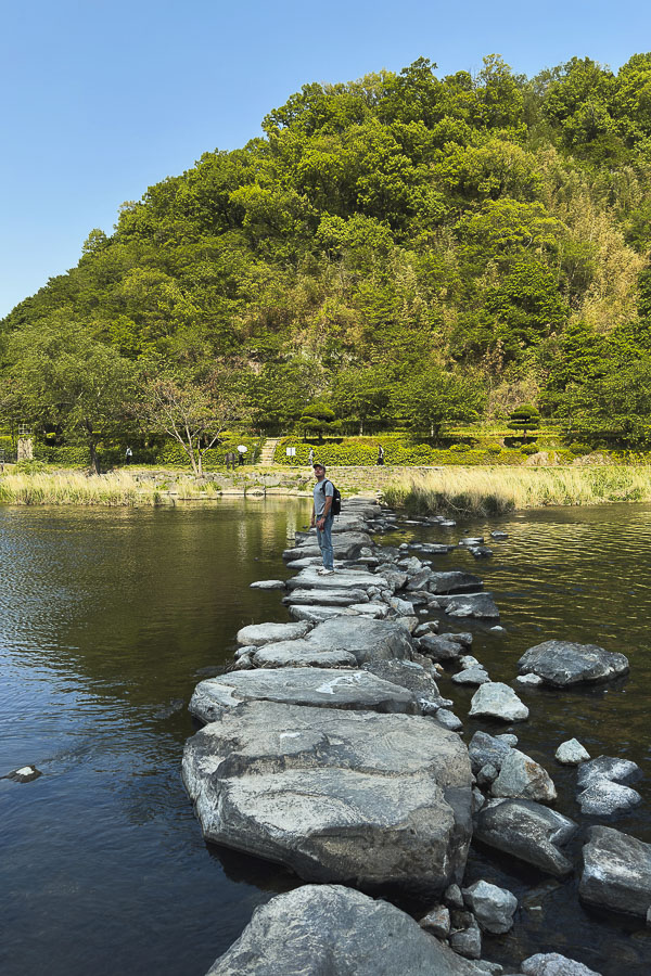 pierres pour traverser la rivière Dongcheon