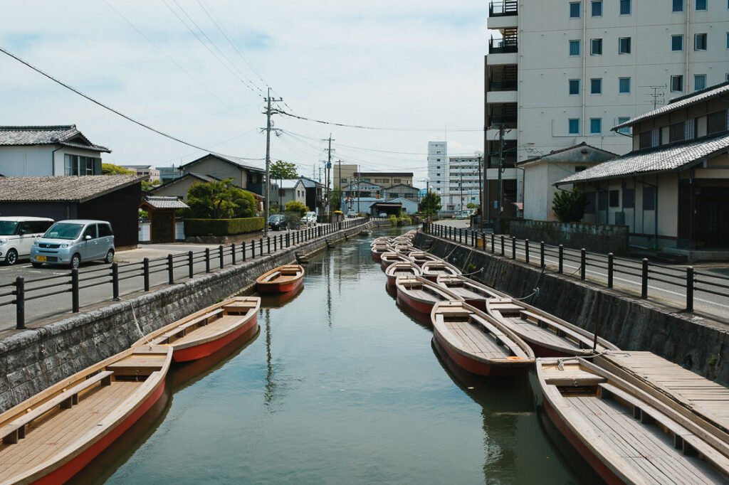 Bateaux dans une canal à Yanagawa