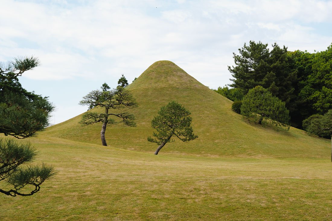 mini Mont Fuji dans le Jardin de Suizenji Jojuen