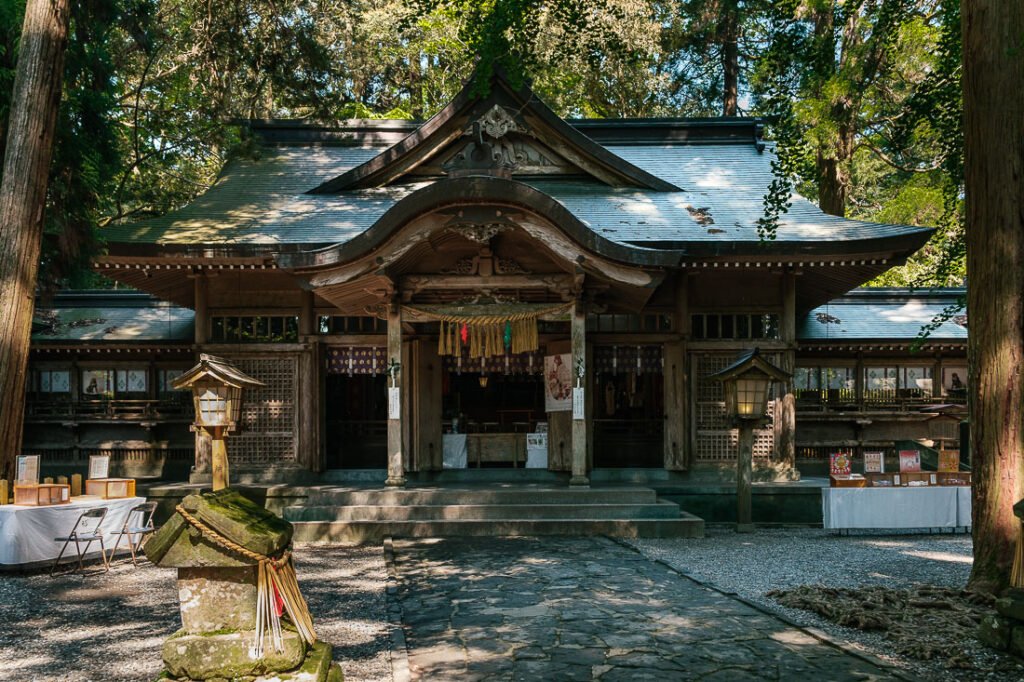 Bâtiment principal du sanctuaire Takachiho-jinja